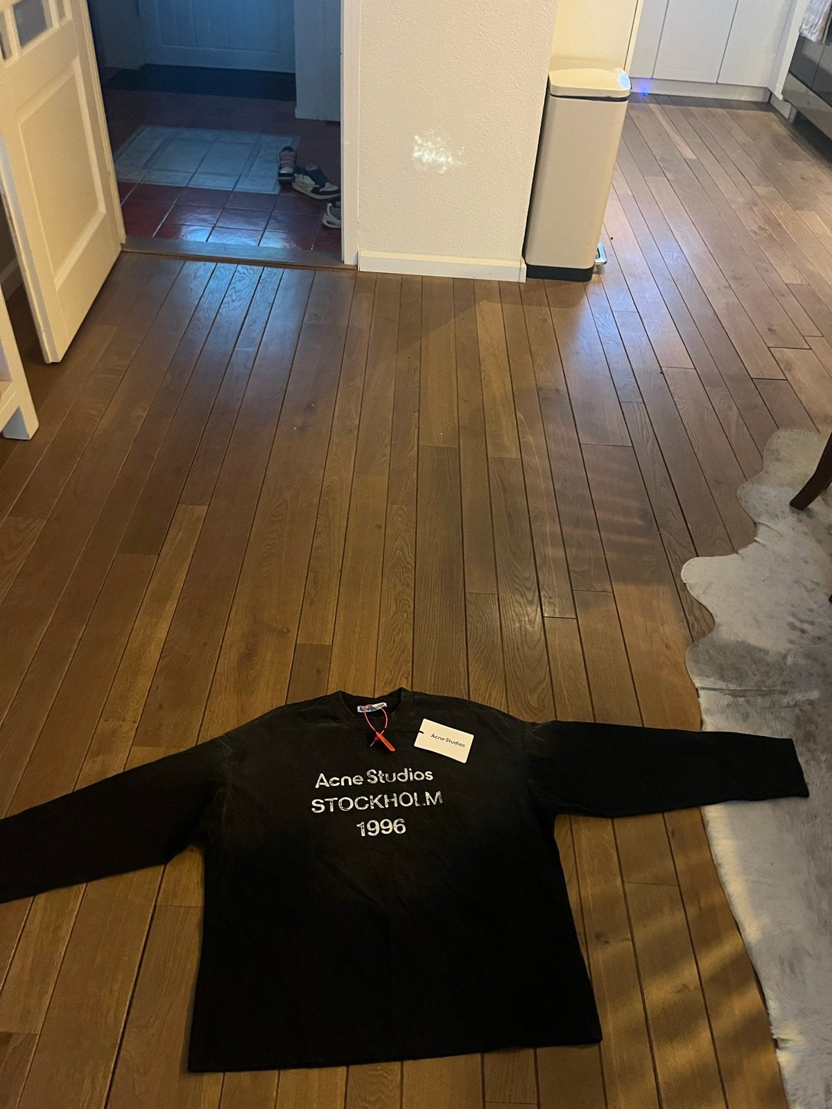 Acne Studios Stockholm 1996 T-shirt Zwart Maat S, Zwart, Nieuw, Ophalen of Verzenden, Lange mouw