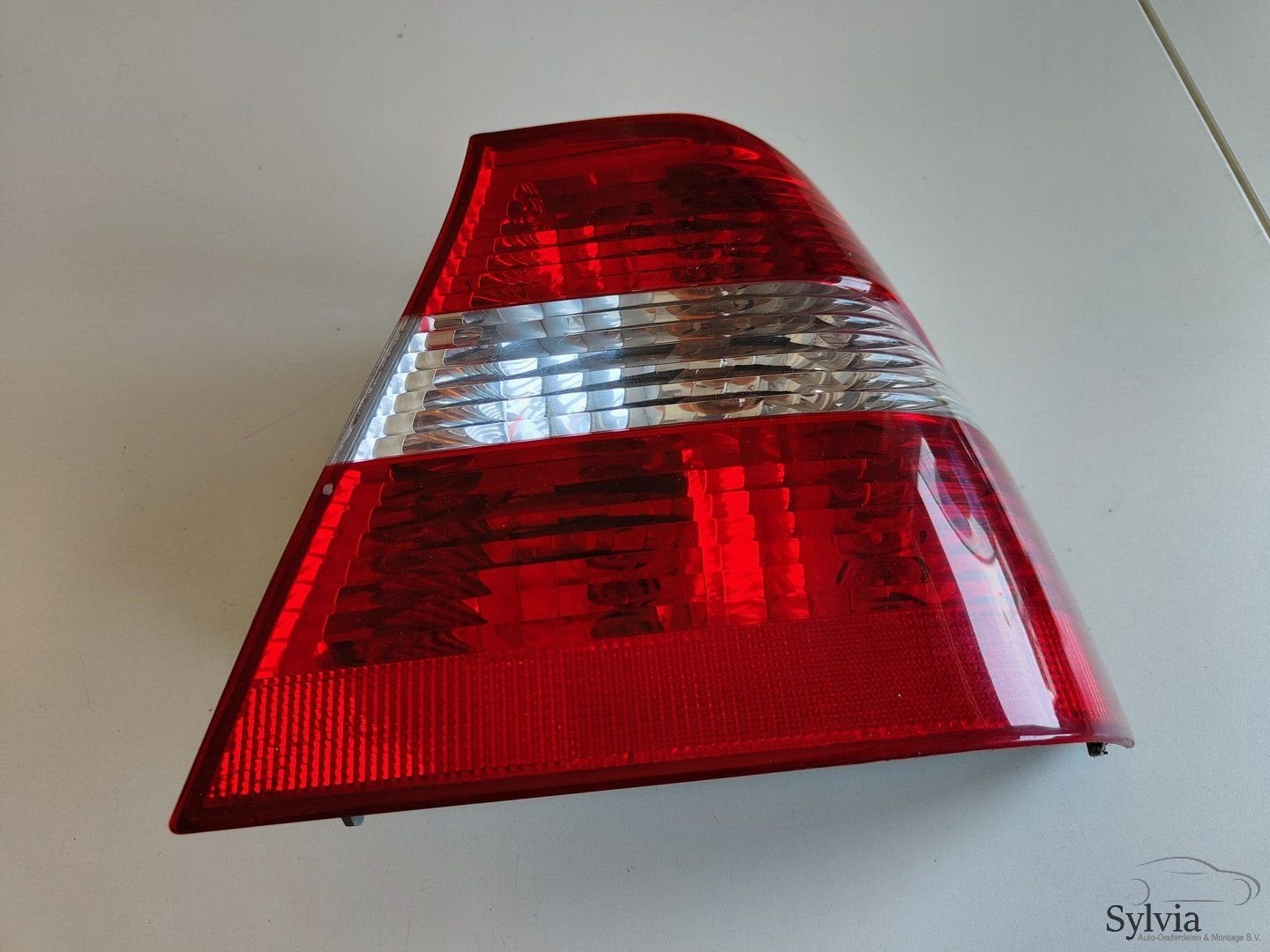 Achterlicht zijpaneel links wit rood  BMW E46 sedan facelift, Auto-onderdelen, Gebruikt, -, -, Ophalen of Verzenden