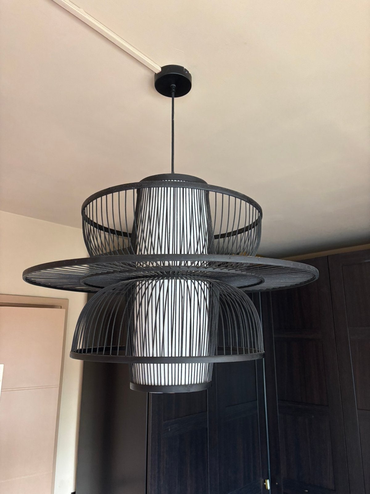 Zwarte bamboe hanglamp van Sissy Boy, Huis en Inrichting, Lampen | Hanglampen, Ophalen, Zo goed als nieuw
