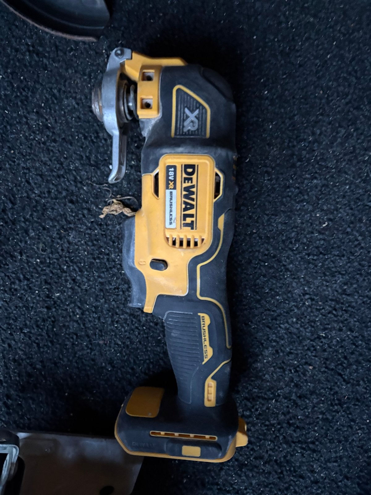 Foto 7 van DeWalt Gereedschapset: Haakse Slijper, Zaag, Multitool, Deco