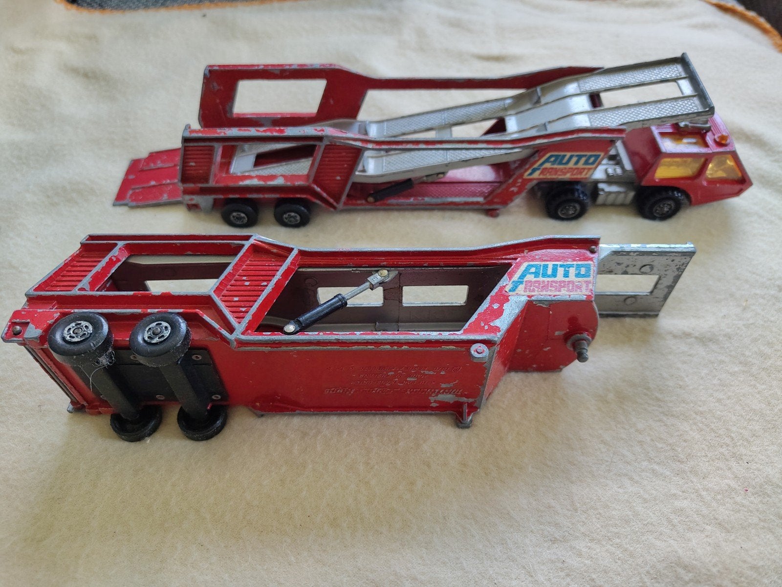 Matchbox truck met 2 opleggers, Ophalen of Verzenden, Gebruikt