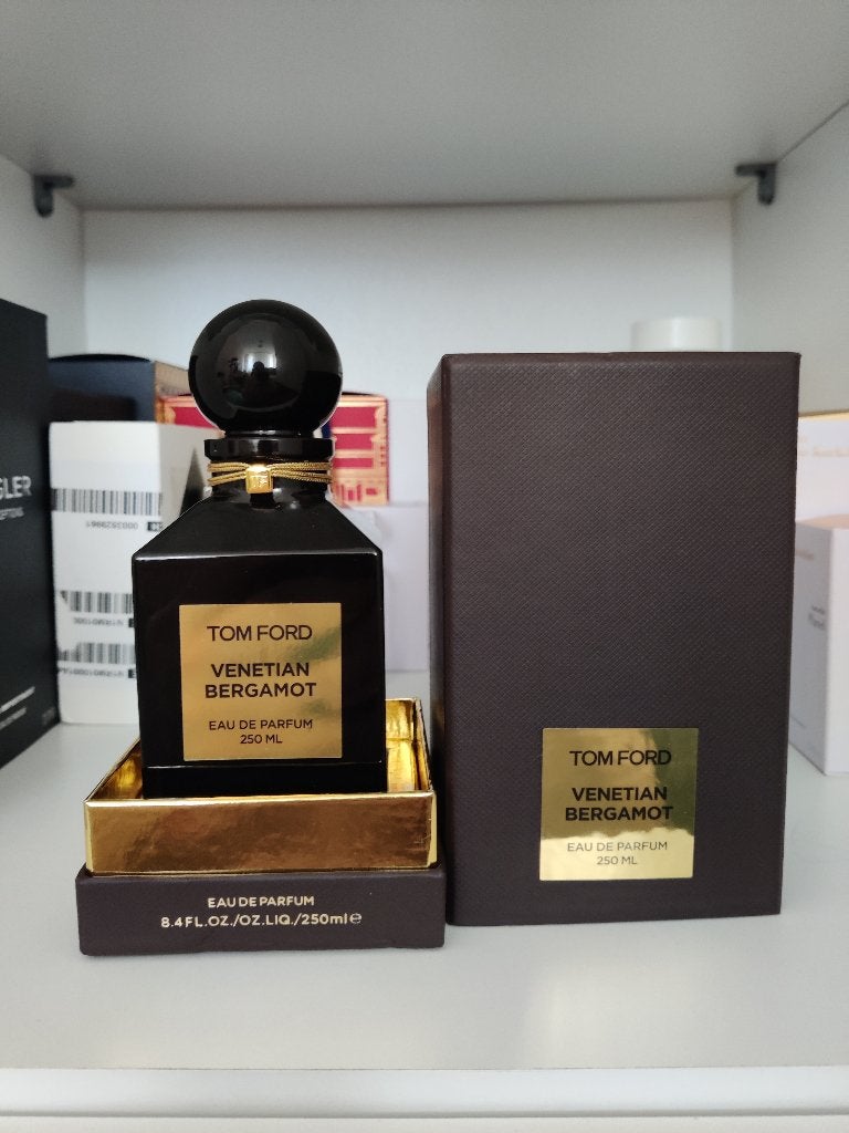 Tom Ford Decants, Sieraden, Tassen en Uiterlijk, Ophalen of Verzenden, Zo goed als nieuw