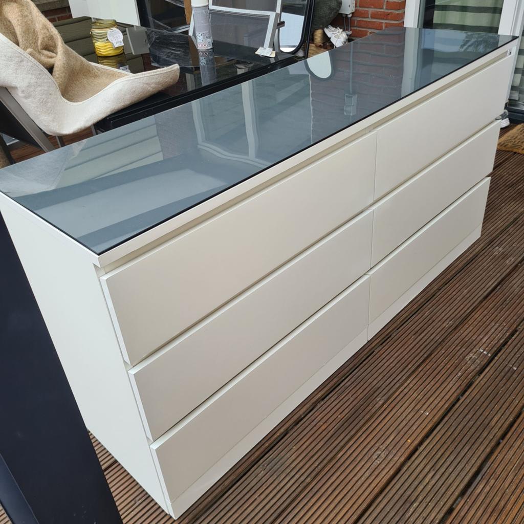 Te koop mooie Zgan malm 6 lades met zwarte glasplaat., Zo goed als nieuw, 3 of 4 laden, Minder dan 100 cm, 25 tot 50 cm