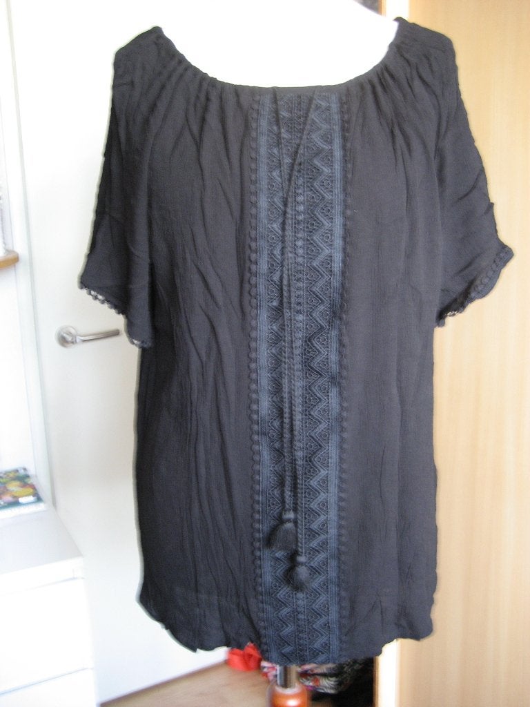 triangle tuniek maat 46 zwart viscose, Kleding | Dames, Blouses en Tunieken, Triangle, Zwart, Maat 46/48 (XL) of groter, Ophalen of Verzenden