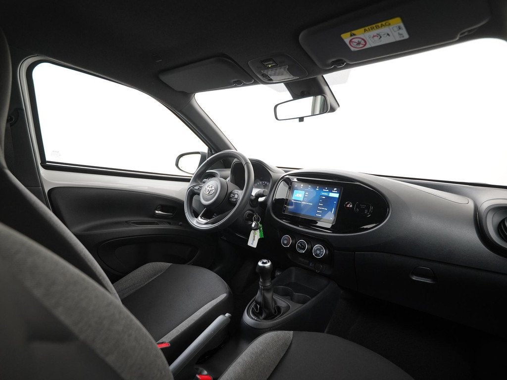 Toyota Aygo X 1.0 VVT-i MT Play | Camera | Apple/Android Car, Auto's, Toyota, 12 maanden, Stof, Gebruikt, 920 kg