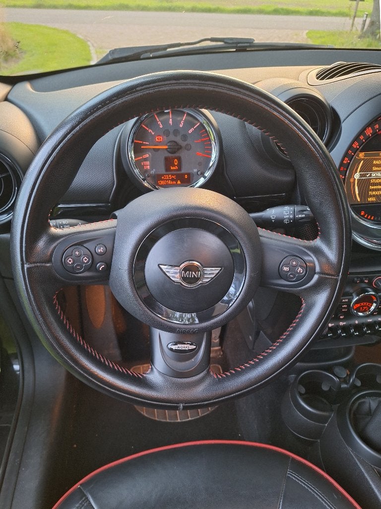 Foto 9 van Mini Countryman 1.6 Cooper 2017 Zwart John Cooper Works JCW