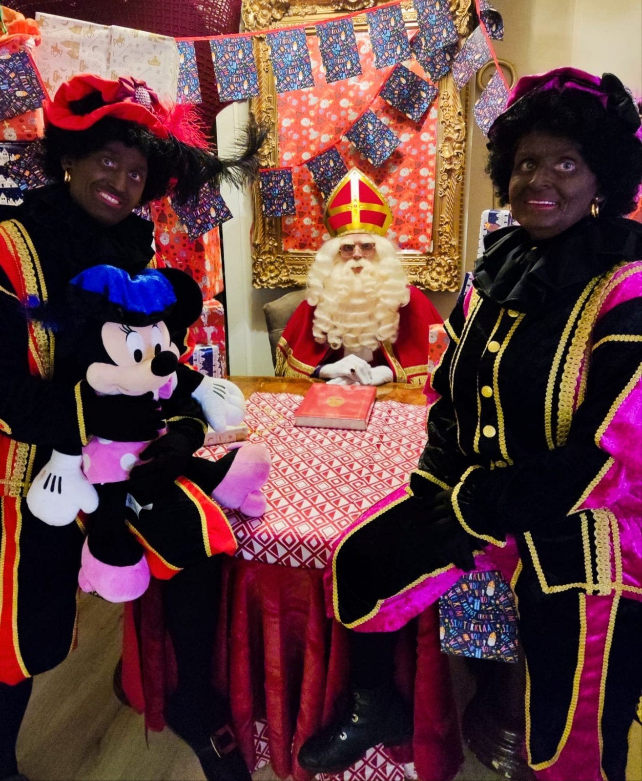 Sinterklaas en pieten te huur, Ophalen of Verzenden