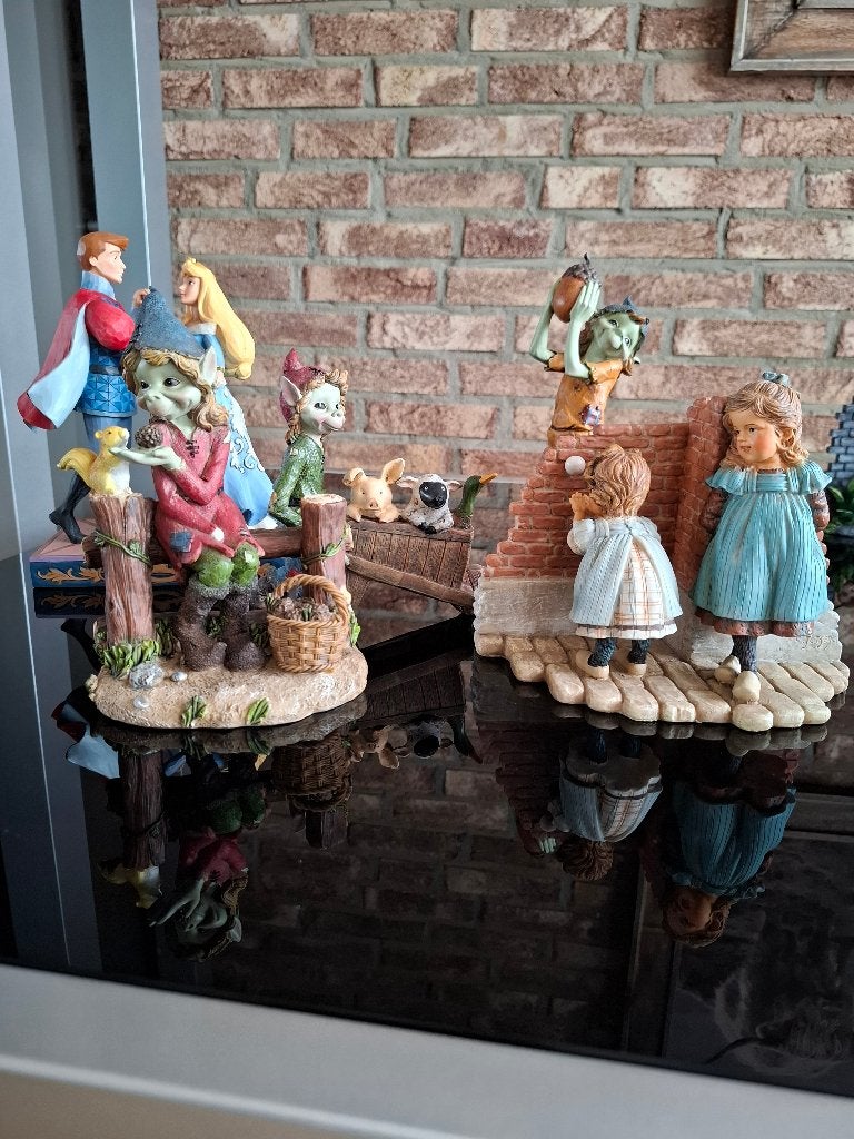 Collectie elfen en enkele anderen beelden, Verzamelen, Beelden en Beeldjes, Ophalen, Zo goed als nieuw, Fantasy