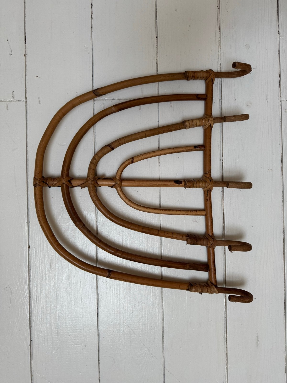 Rotan wandkapstok - Jaren '70 stijl, Wandkapstok, Overige materialen, Verzenden, Zo goed als nieuw