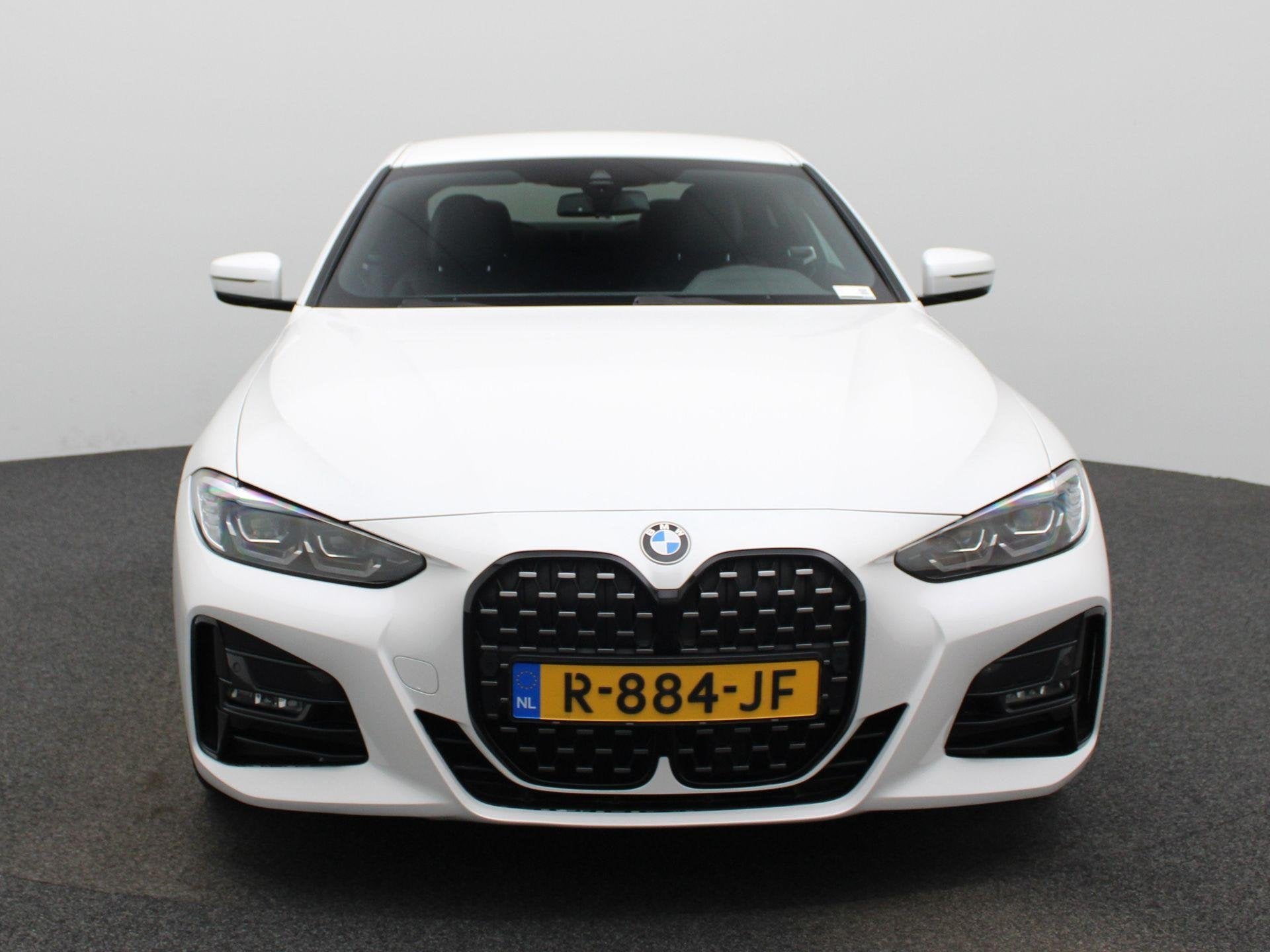 BMW 4-serie Coupé 430i High Executive | M-SPORT | Harman/Ka, Auto's, Automaat, Gebruikt, 4 stoelen, Wit