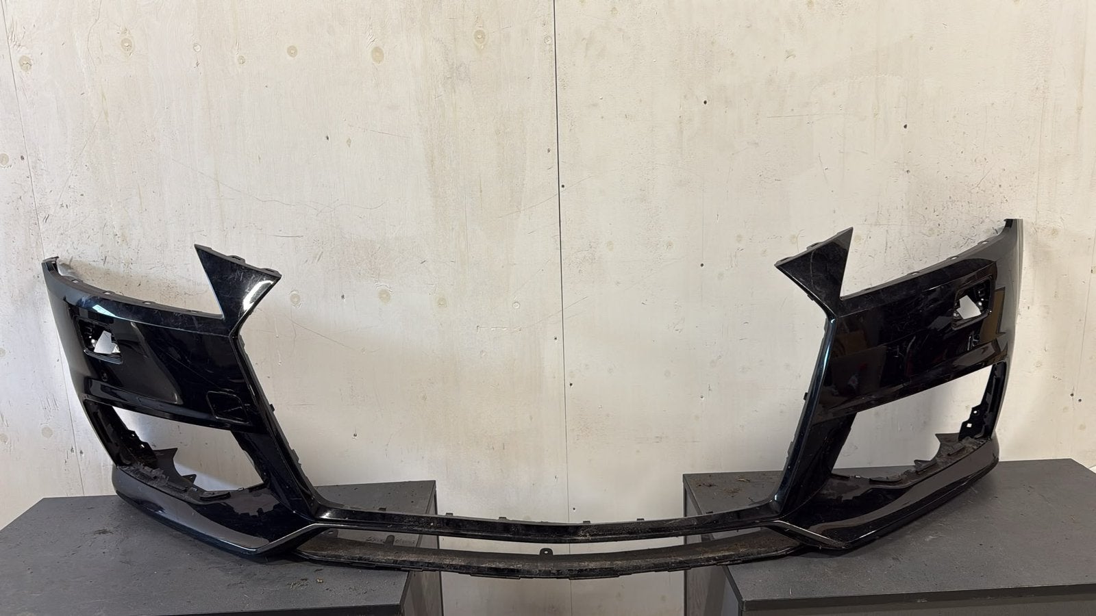 originele voorbumper voor Audi TT 8S TTS S-line., Ophalen, Voor, Volkswagen, Bumper
