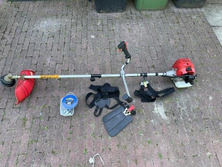 MTB BC 52 bosmaaier, Ophalen, Benzine