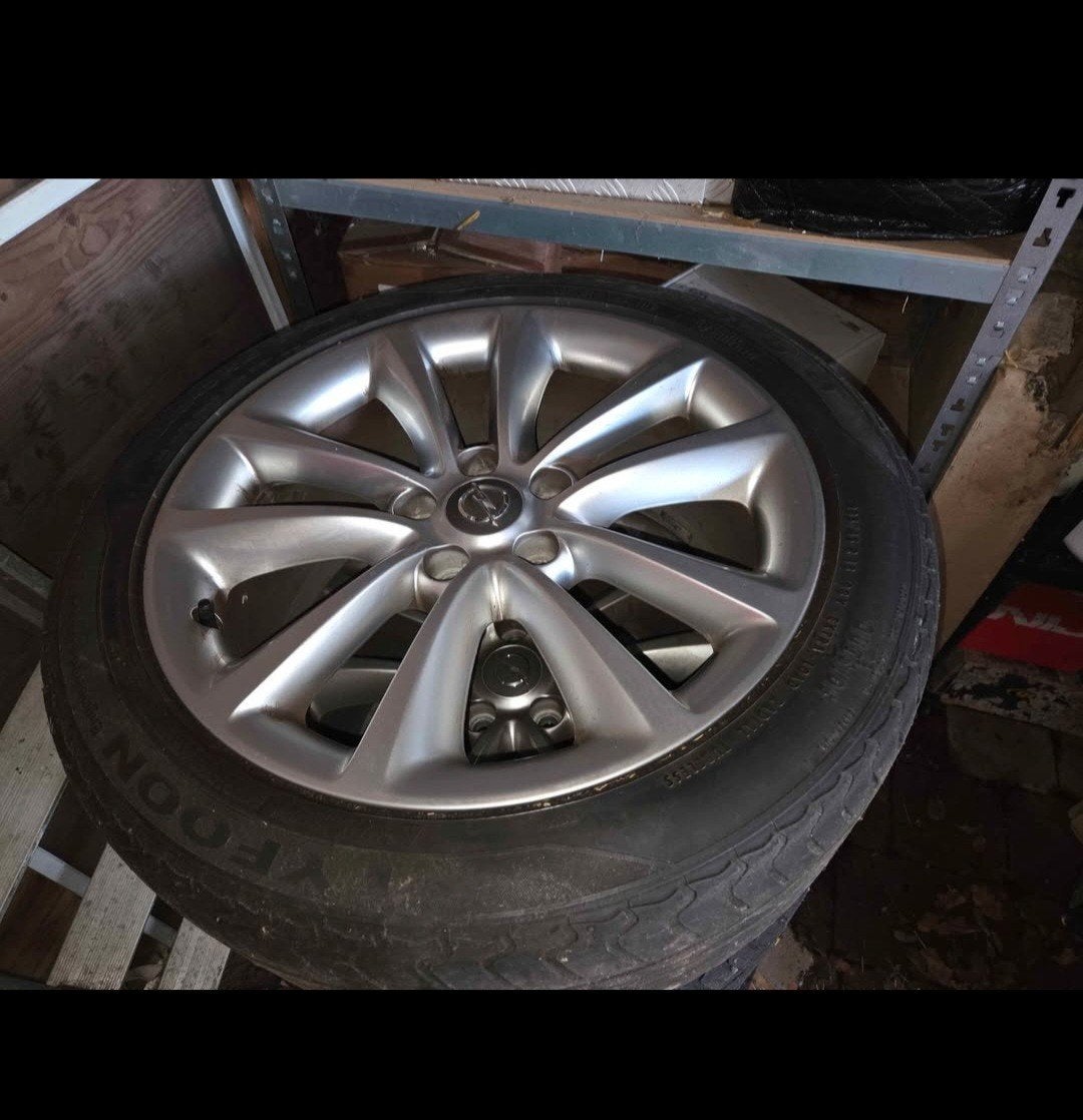 Te koop opel astra j 1.6 turbo 2010  orginele velgen 18 inch, Ophalen, 18 inch, Velg(en), Zomerbanden