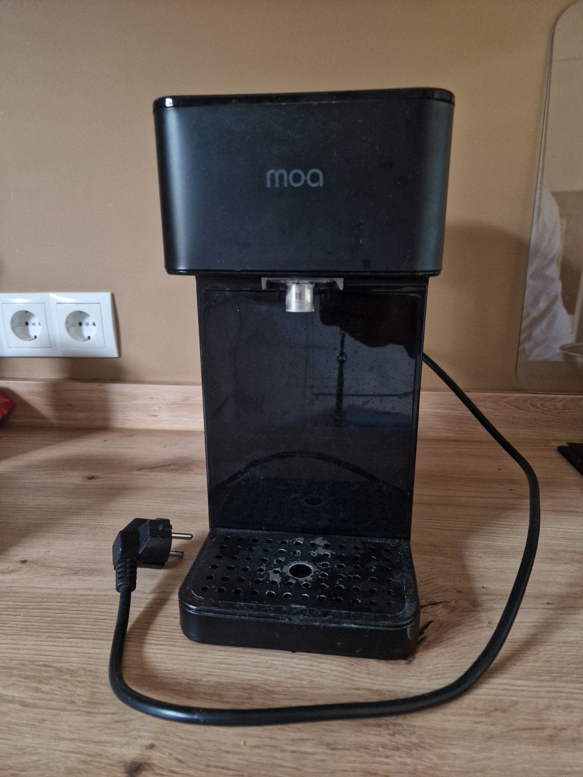 MOA heet water dispenser  - Zwart - Gebruikt, Ophalen of Verzenden, Gebruikt