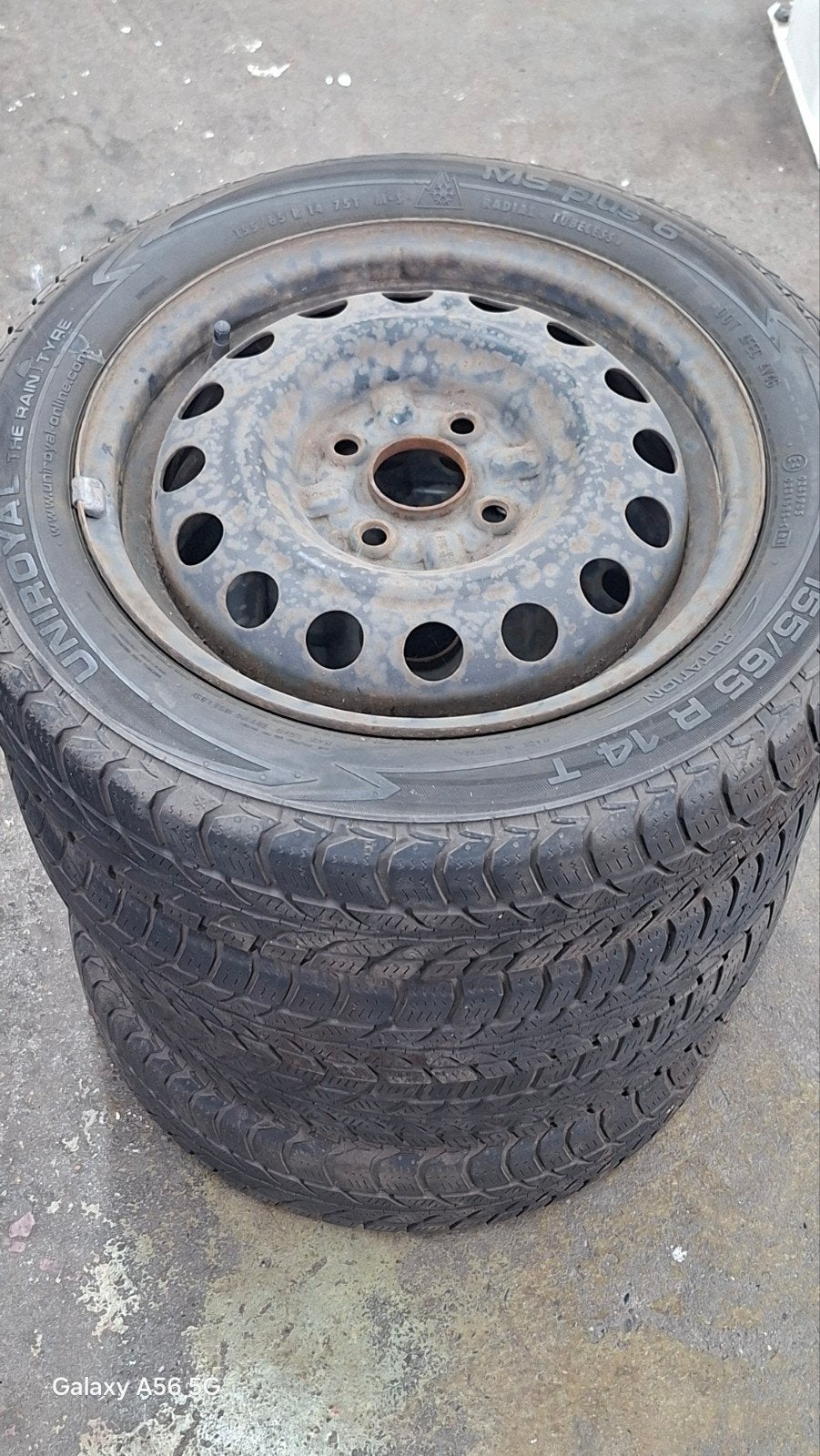 Toyota Aygo winter banden met velg, Ophalen, 14 inch, 155 mm, Banden en Velgen