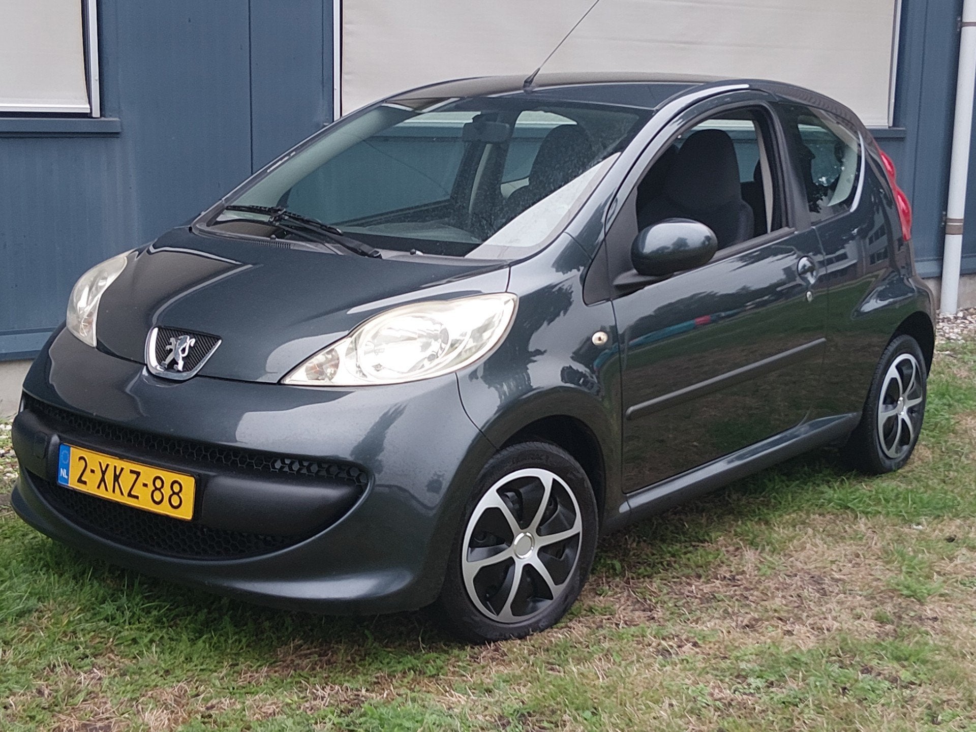 Peugeot 107 1.0-12V XR 2008 Airco NW APK, Voorwielaandrijving, Stof, Gebruikt, 4 stoelen
