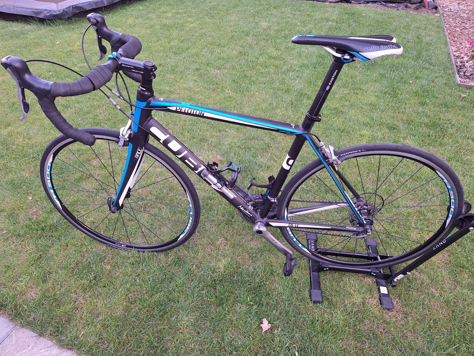 Cube Peloton pro racefiets in zwart blauw, Fietsen en Brommers, Fietsen | Racefietsen, 28 inch, Gebruikt, Velgrem, Aluminium