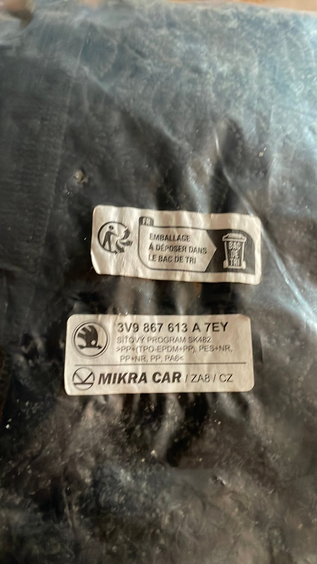 Origineel Škoda bagagenet / kofferruimtenet Superb III Combi, Auto-onderdelen, Verzenden