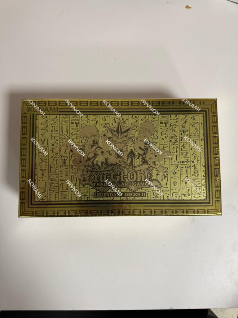Yu-Gi-Oh! Legendary Decks II verzamelbox – sealed, Ophalen of Verzenden, Zo goed als nieuw