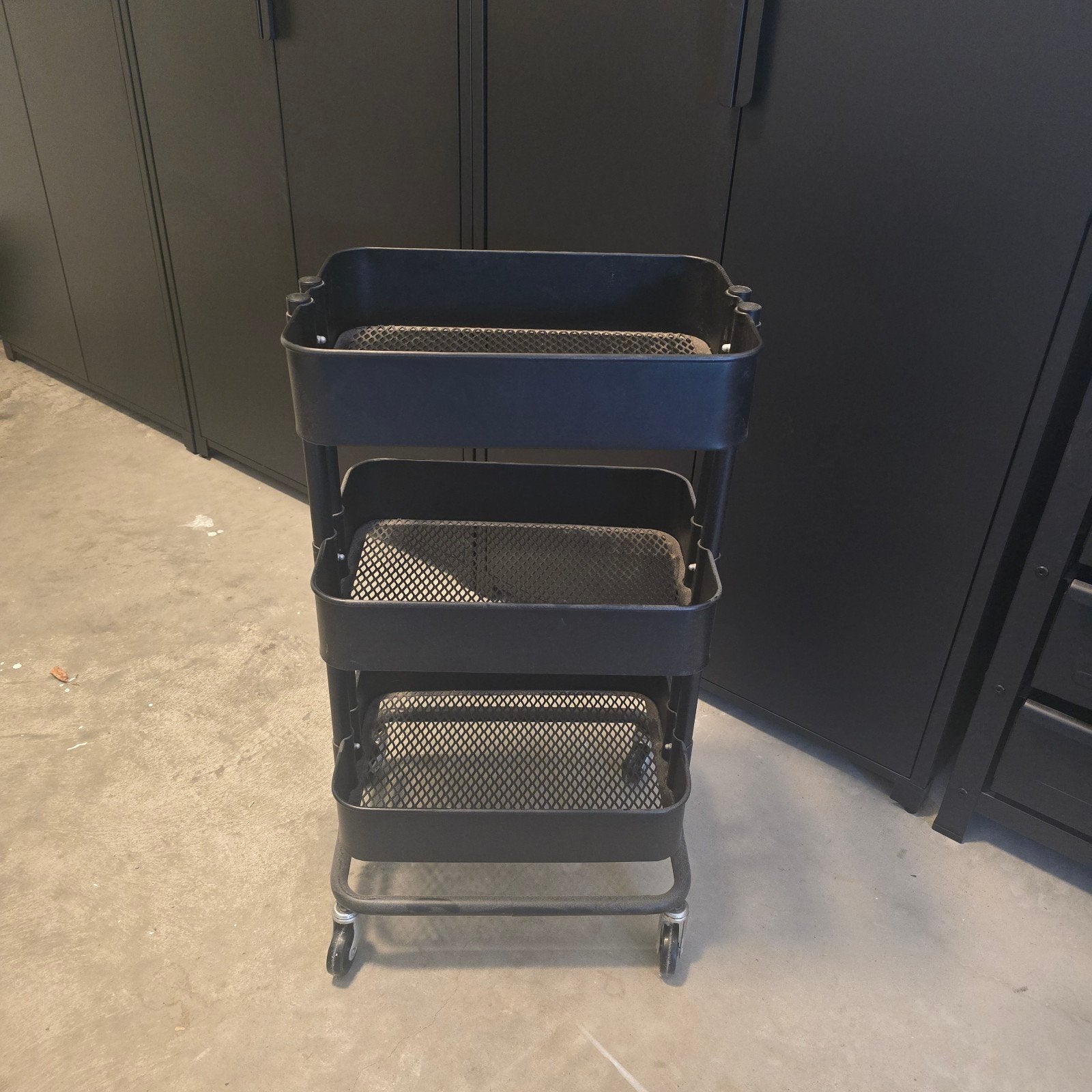Ikea trolley / roltafel, Ophalen