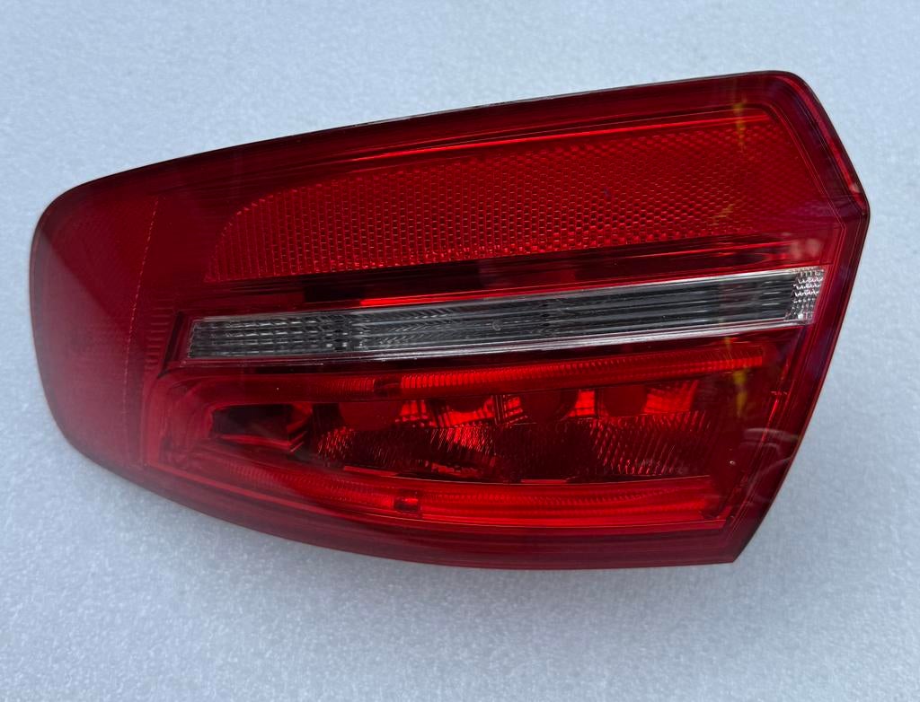 Origineel Audi A3 Achterlicht Rechts (8P4945096E), Ophalen, Audi