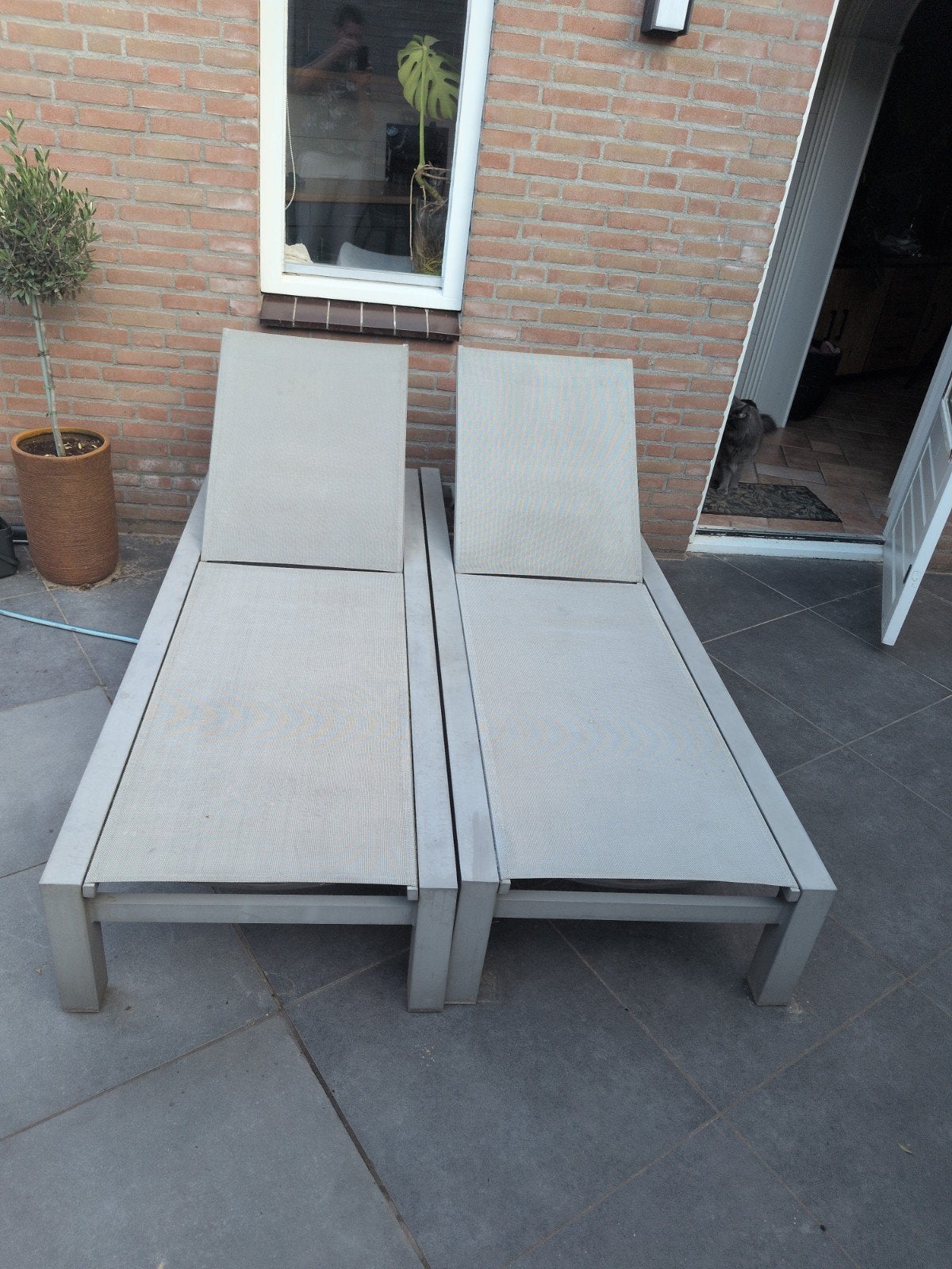 2 verstelbare ligbedden van aluminium en textileen, Ophalen, Gebruikt, Aluminium, Verstelbaar