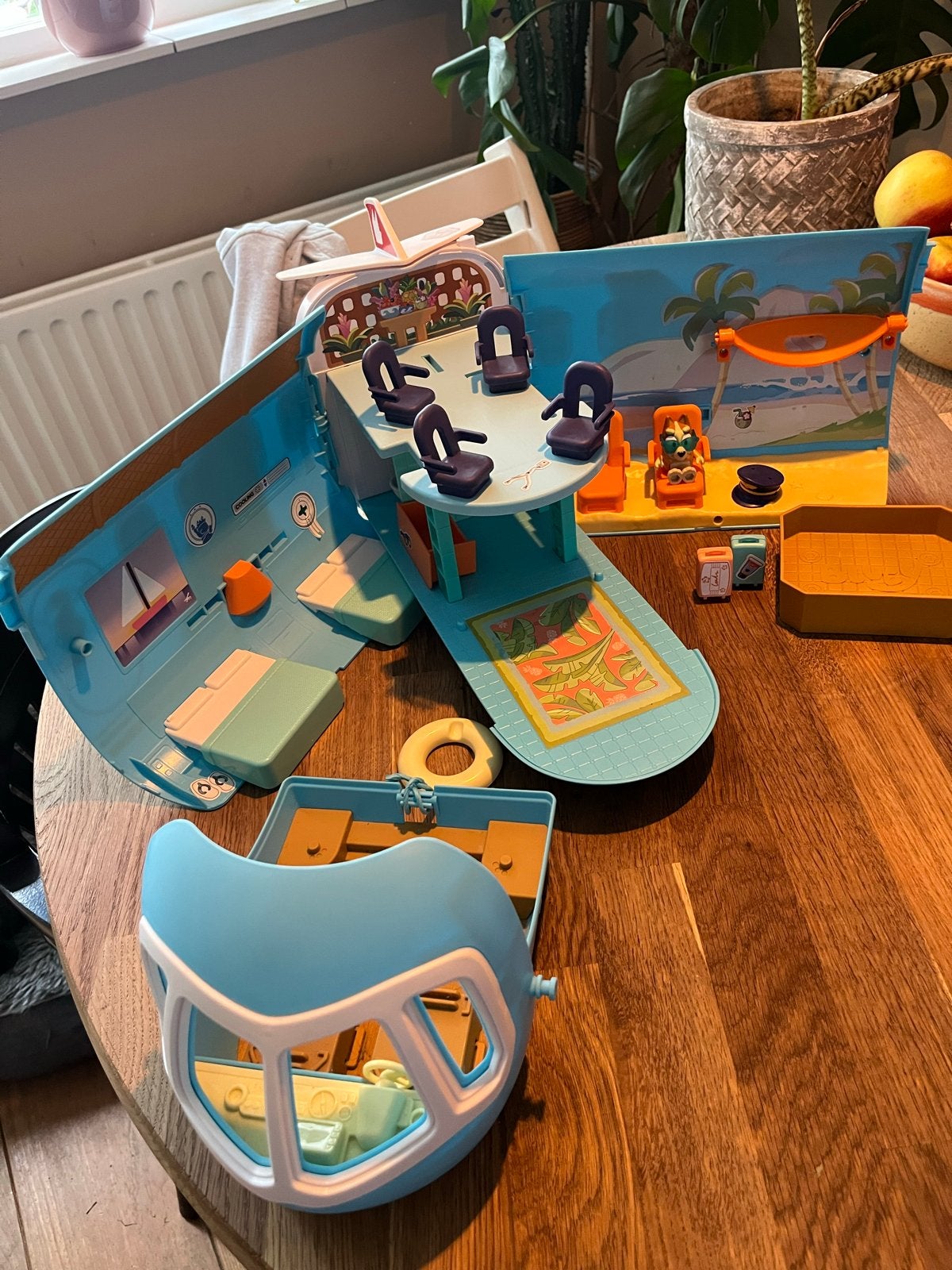 Bluey vliegtuig speelset met accessoires / met geluid, Ophalen, Zo goed als nieuw, Jongen of Meisje