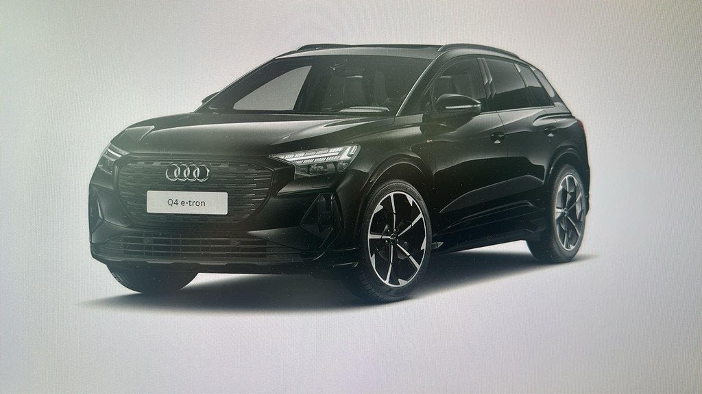 Audi Q4 e-tron 55 e-tron quattro S Line, Auto's, Audi, Bedrijf, Te koop, Q4 e-tron, 4x4, ABS, Achteruitrijcamera, Adaptive Cruise Control