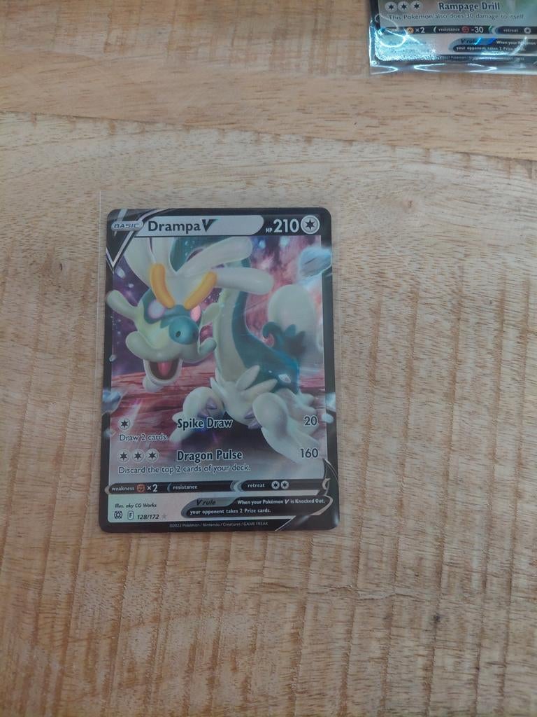 Drampa V Pokémon Kaart - Zo goed als nieuw, Ophalen of Verzenden, Zo goed als nieuw, Losse kaart