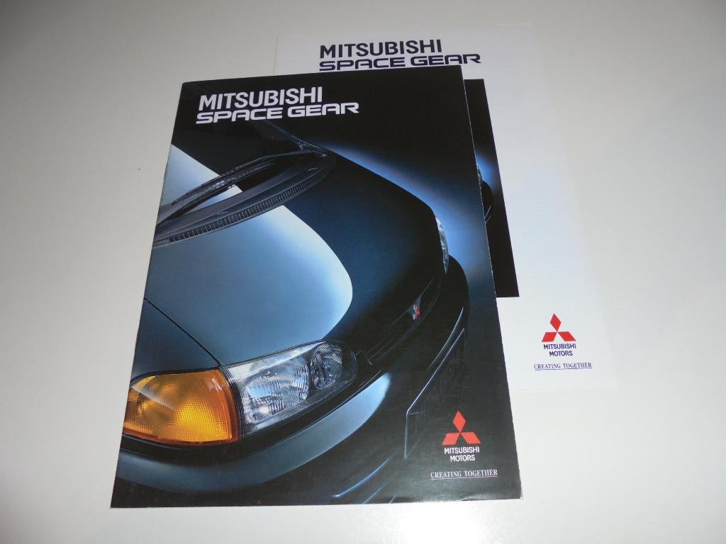 brochure Mitsubishi Space Gear  1995, Ophalen of Verzenden, Zo goed als nieuw, Mitsubishi