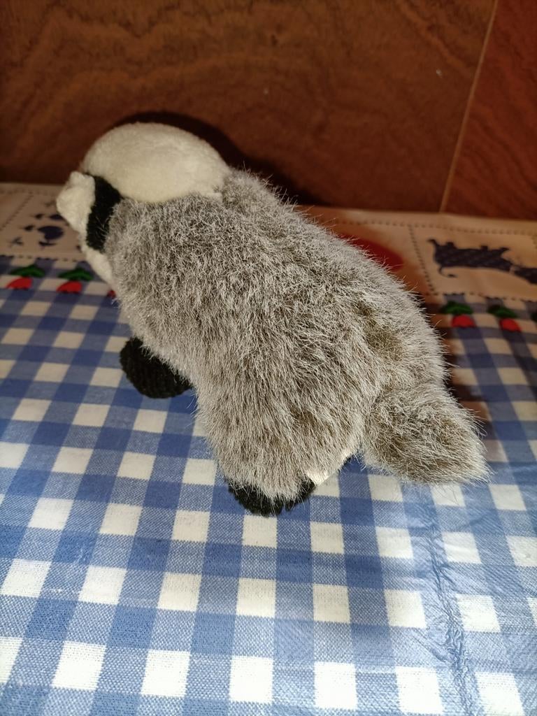 Das knuffel 20 cm groot gemeten met staart, Ophalen of Verzenden, Zo goed als nieuw, Overige typen