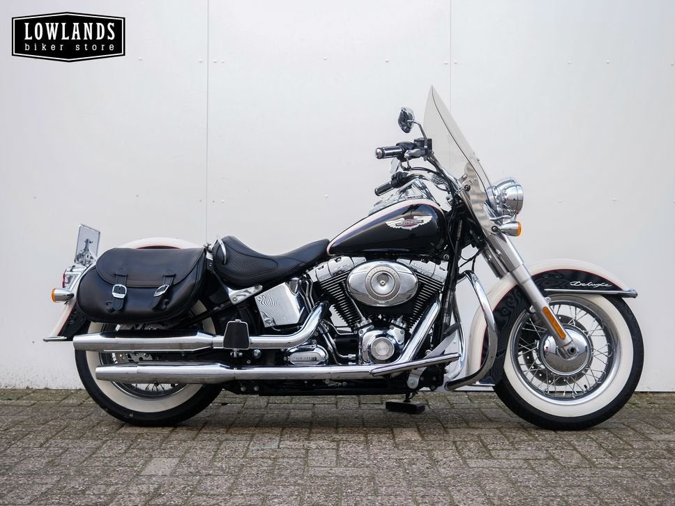 HARLEY-DAVIDSON SOFTAIL DELUXE FLSTN (bj 2010), Motoren, 2 cilinders, HARLEY-DAVIDSON, Bedrijf, Meer dan 35 kW