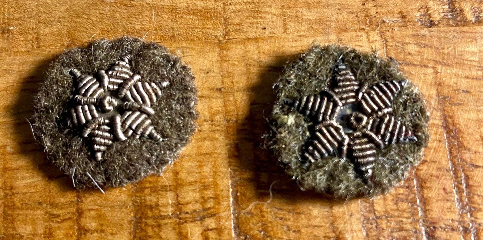 Nederlandse stoffen rangsterren net voor of tijdens Ww2 KNIL, Verzamelen, Verzenden, Landmacht, Nederland, Embleem of Badge