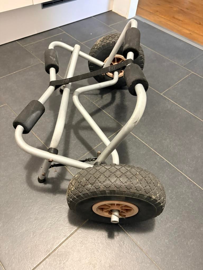 opvouwbare trolley Kano/Kajak/SUP/Surfplank, Watersport en Boten, Windsurfen, Ophalen, Gebruikt, Complete set, Minder dan 5 m²
