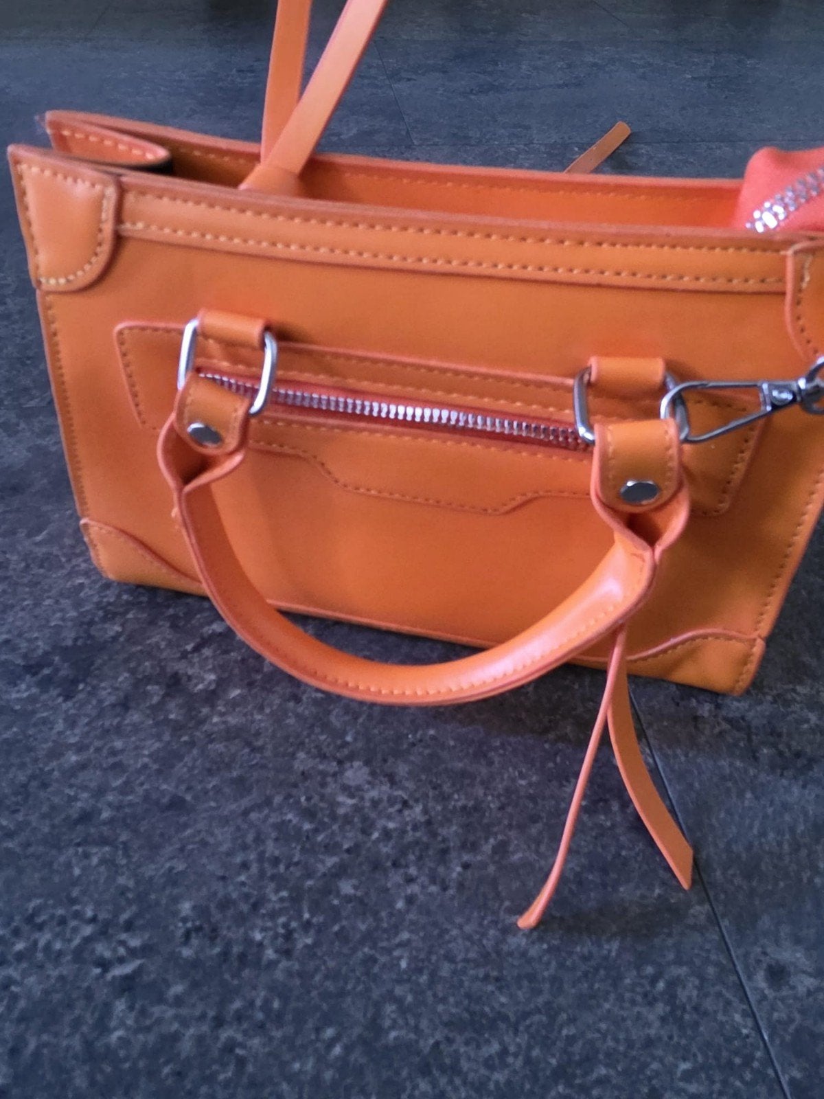 Oranje handtas met schouderband -  nieuw, Ophalen of Verzenden, Nieuw, Oranje, Handtas