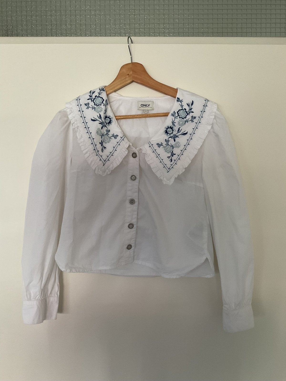 Only blouse wit met grborduurde kraag, Kleding | Dames, Ophalen of Verzenden, Gedragen, Maat 36 (S), Wit