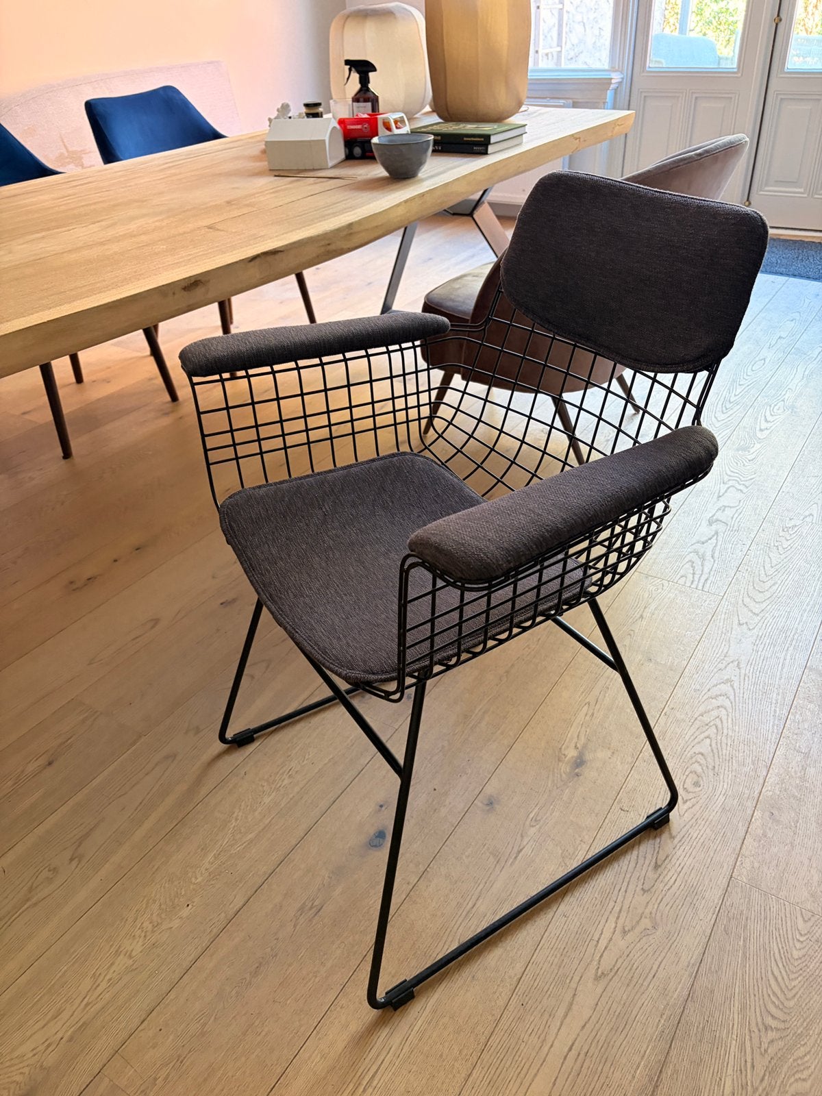 Complete luxe kantoorinboedel + eiken vloer – tafel 350 cm, Ophalen