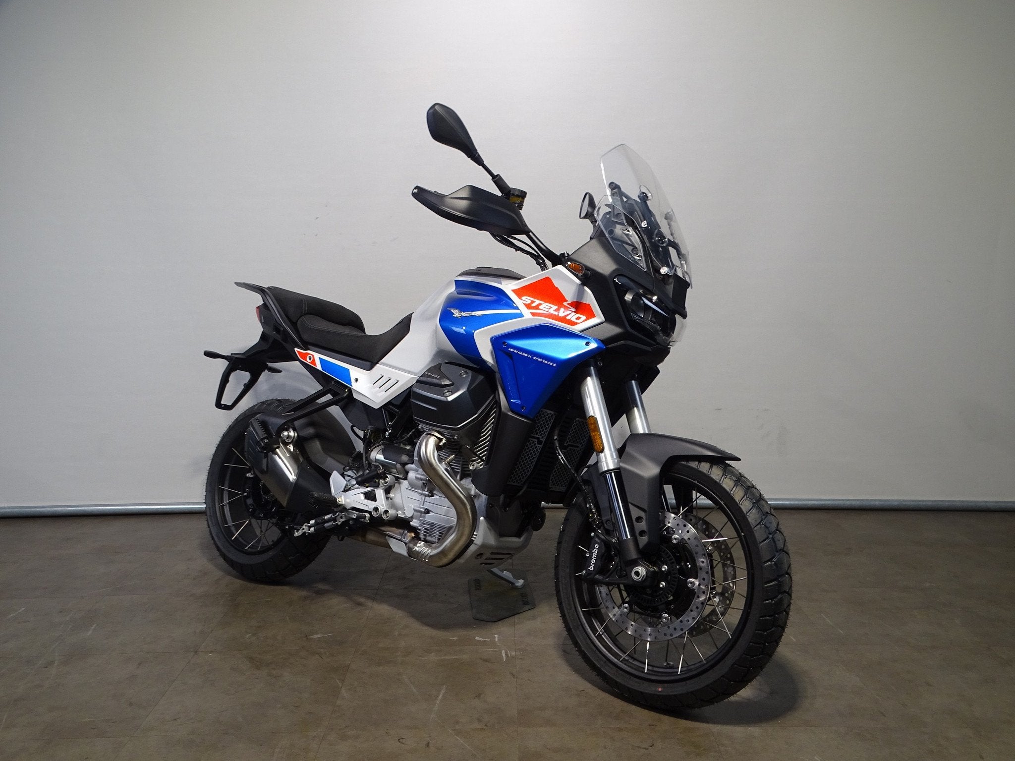 Moto Guzzi Stelvio DUECENTO TRIBUTO, Motoren, Nieuw, Bedrijf, Meer dan 35 kW, Toermotor