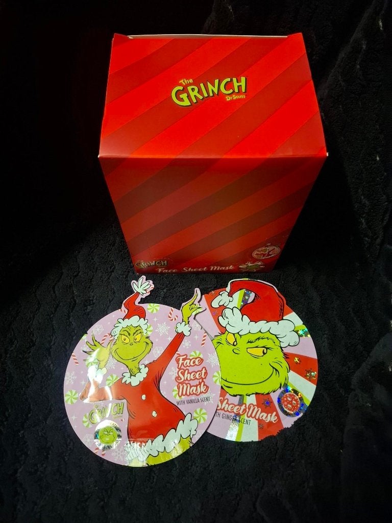 The Grinch face sheet mask (advr 113), Ophalen of Verzenden, Nieuw, Gehele gezicht, Verzorging