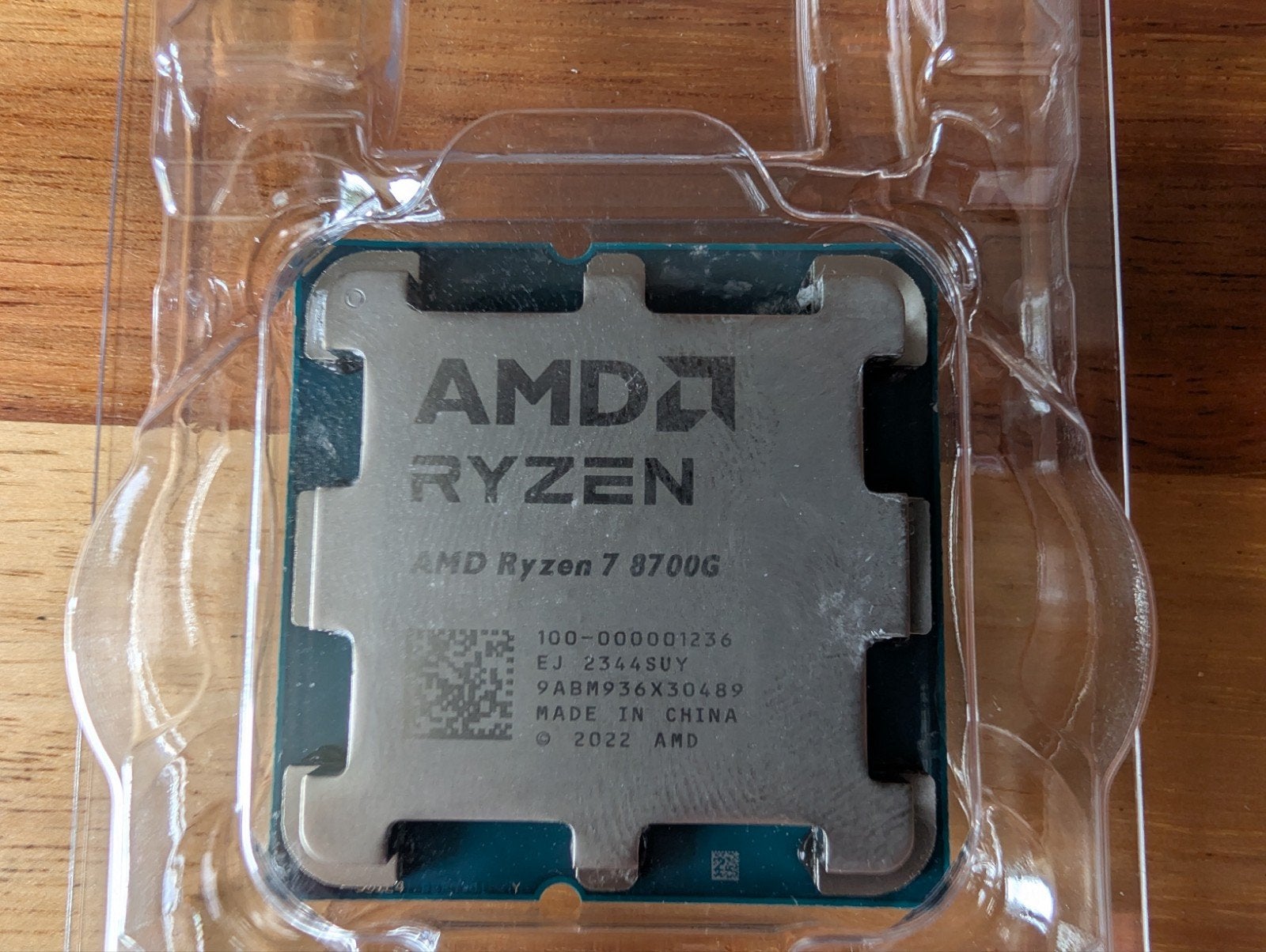 AMD Ryzen 7 8700g, Computers en Software, Verzenden, Zo goed als nieuw, 3 tot 4 Ghz