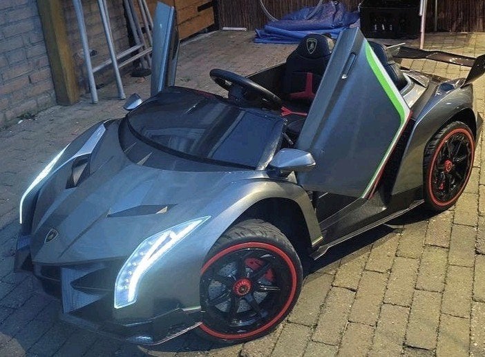 Lamborghini Veneno-Elektrische 
Kinderauto -1, Gebruikt