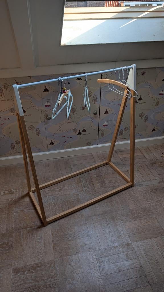 Petite Amelie Kinder Kledingrek met Hangers, Kleding | Dames, Kledingrekken, Ophalen