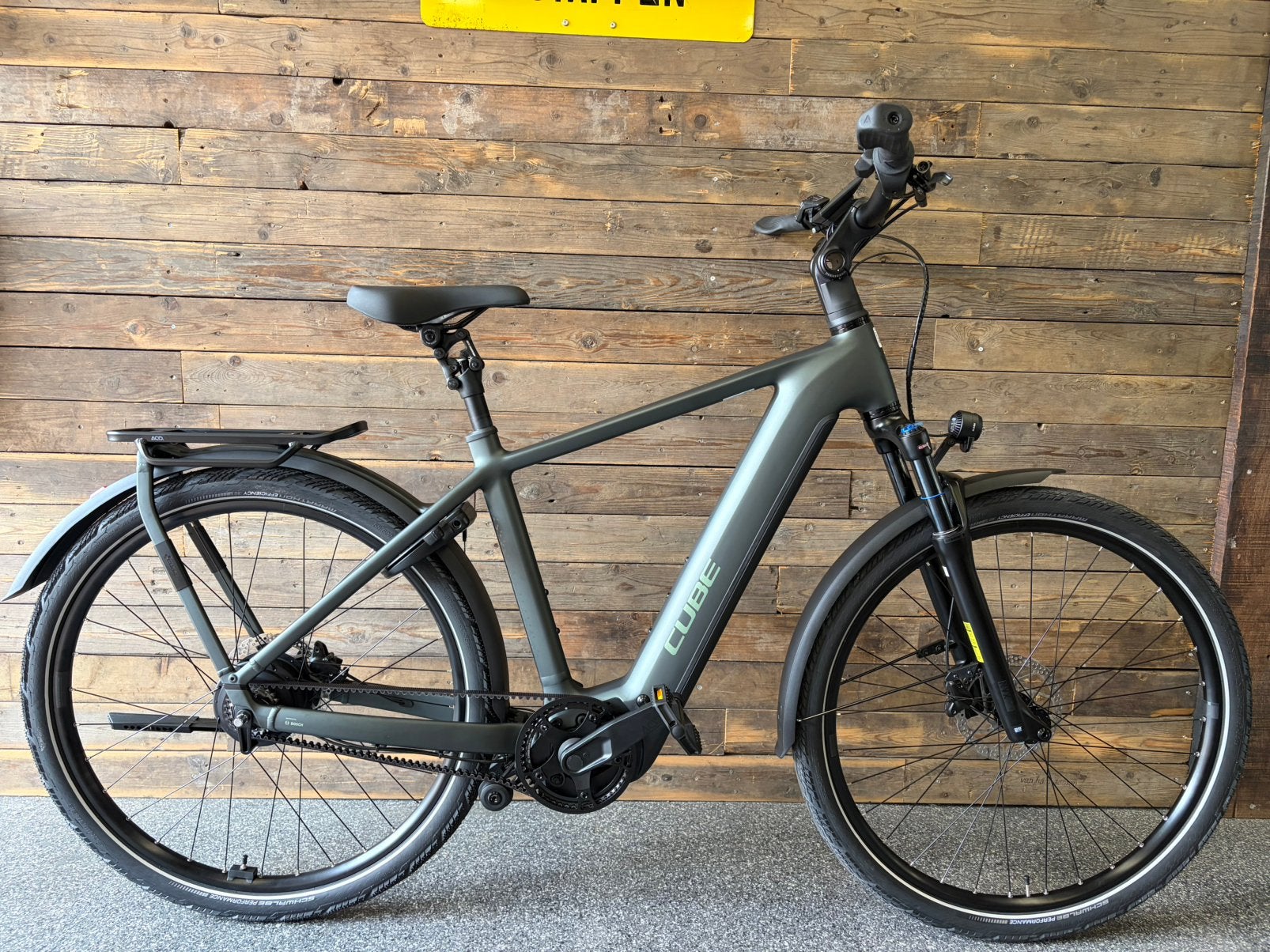 CUBE KATHMANDU HYBRID DE LUXE PRO 800 28 inch 54 Enviolo, Versnellingen, Nieuw, Schijfrem, 53 tot 57 cm
