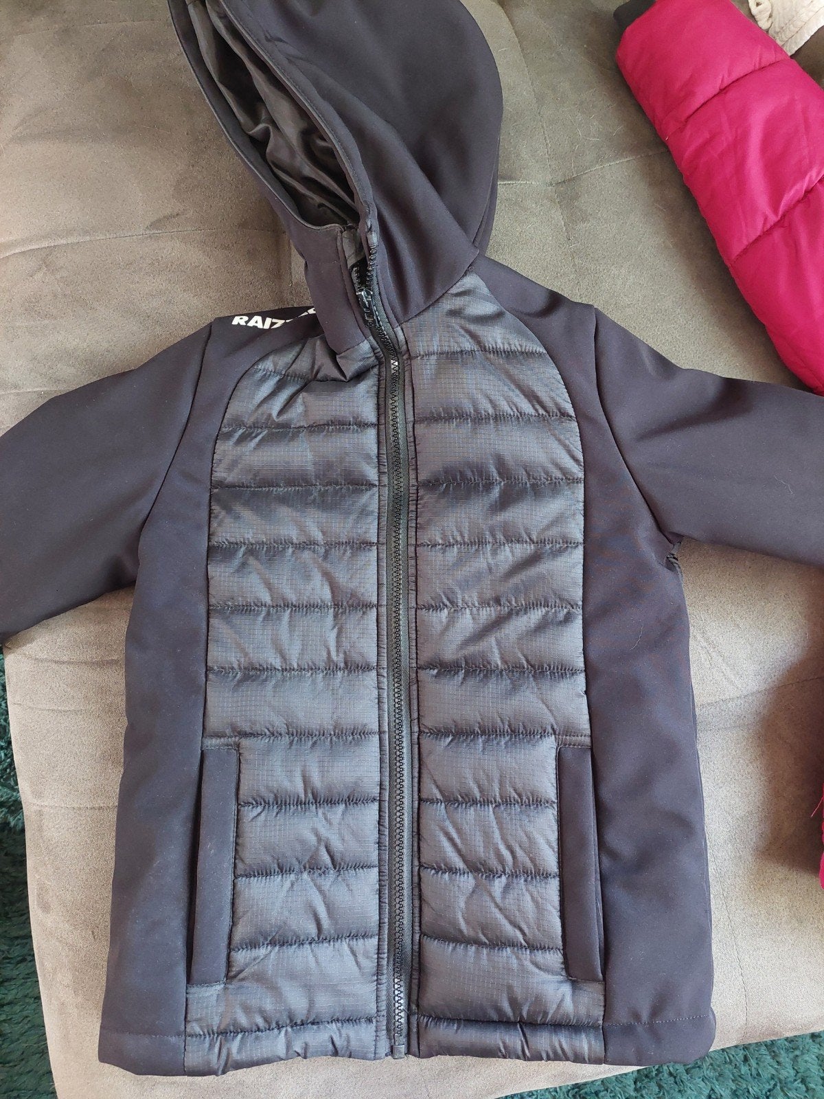 2 merk jongens winterjassen maat 128, Kinderen en Baby's, Kinderkleding | Maat 128, Ophalen of Verzenden, Zo goed als nieuw, Jongen
