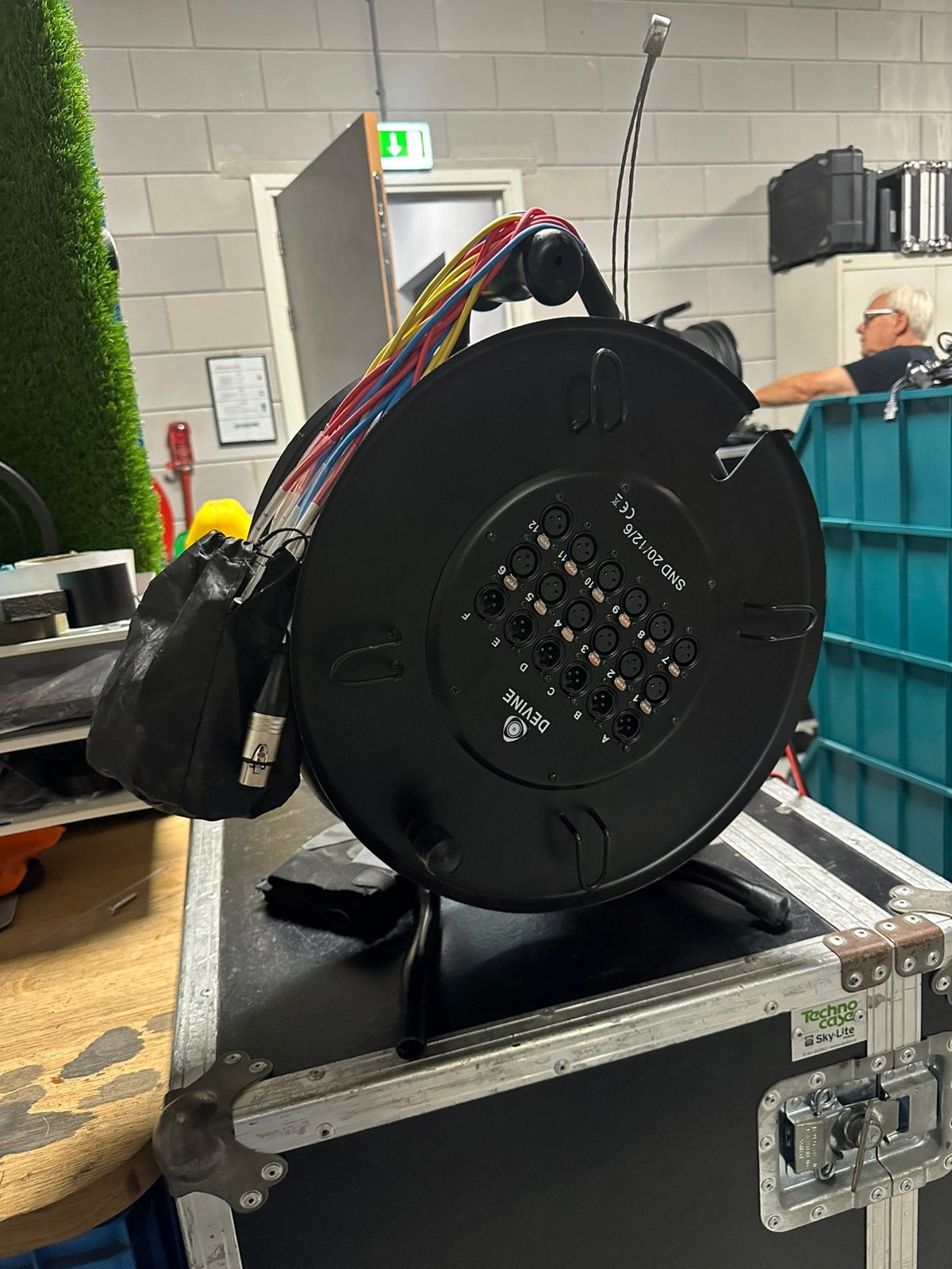 XLR snake 12/6 - 20 meter, Muziek en Instrumenten, Kabels en Stekkers, Ophalen, Zo goed als nieuw, Microfoon