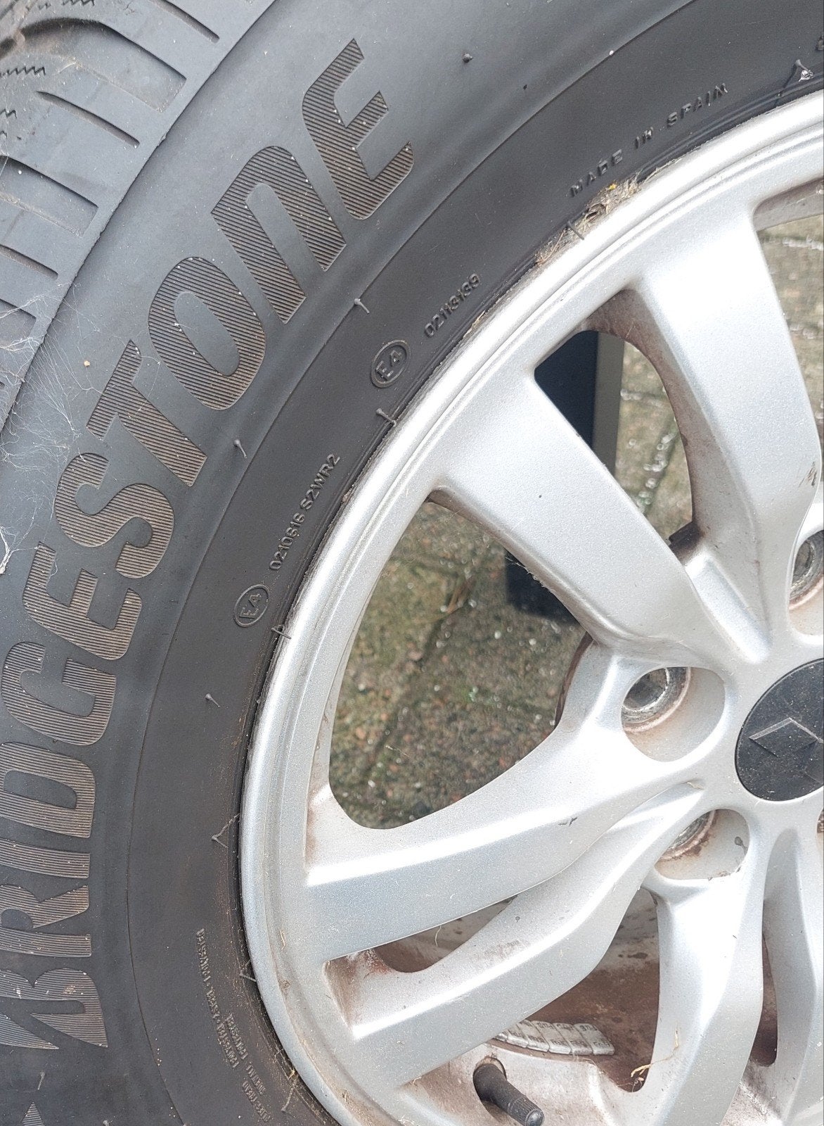 Mitsubishi Outlander winterset 215/70R16 4mm profiel, Auto diversen, Ophalen, Gebruikt