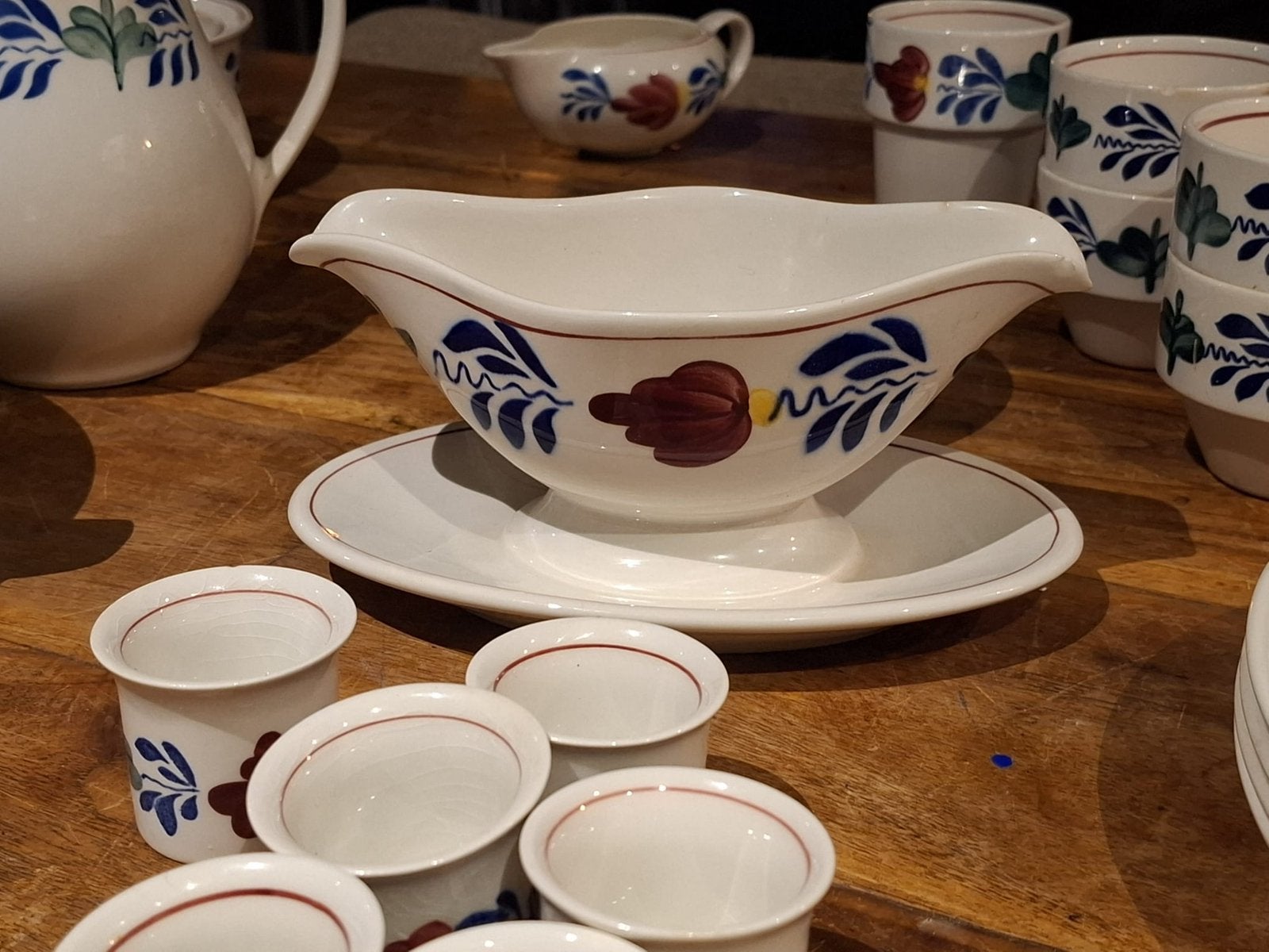 Boerenbont servies, Ophalen, Landelijk/Boerenbont, Zo goed als nieuw, Aardewerk