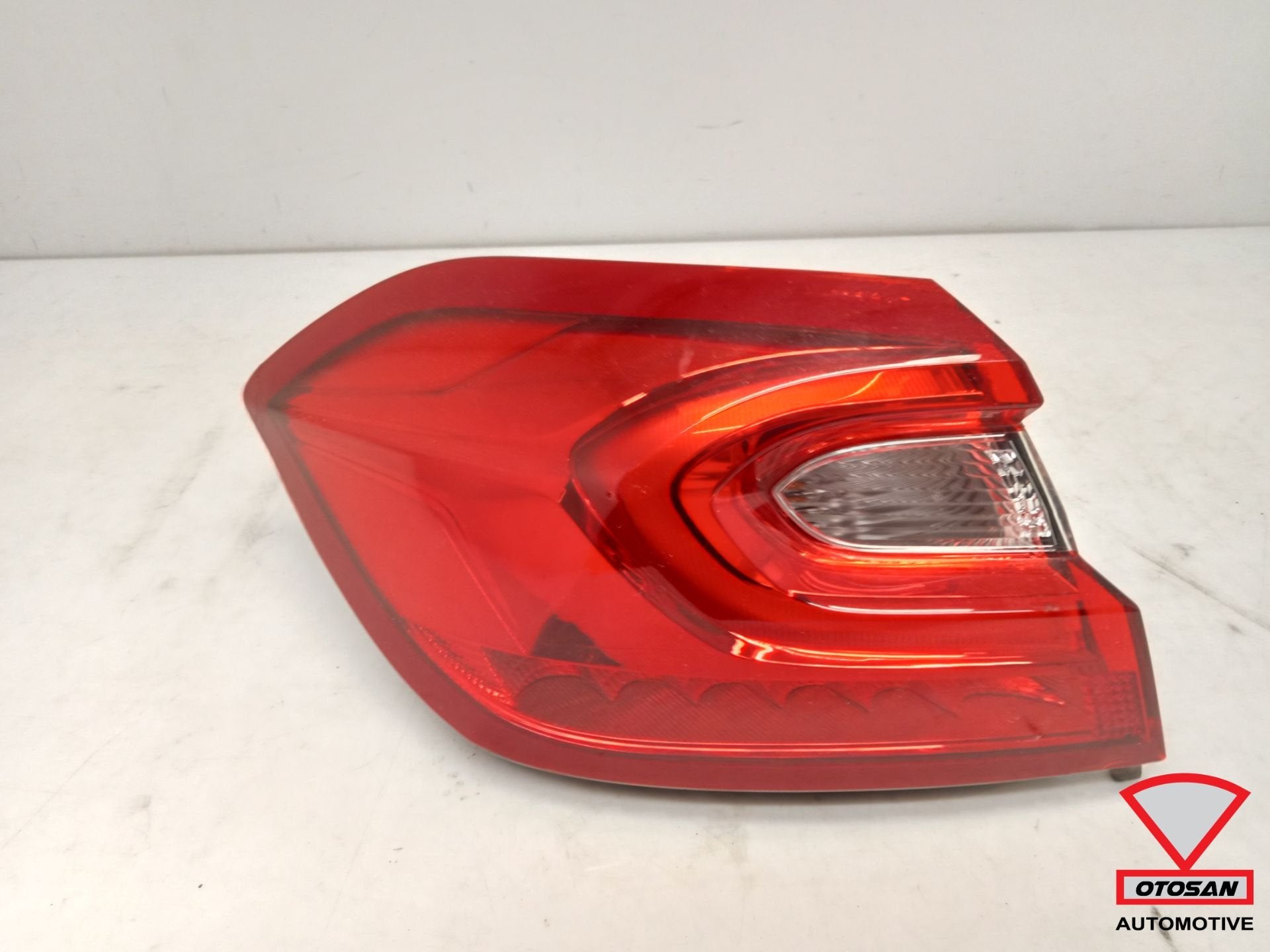 Ford Fiesta MK8 17+ LED Achterlicht Links Buiten H1BB13405BJ, Gebruikt, Info@ford.com, Ophalen of Verzenden, Ford