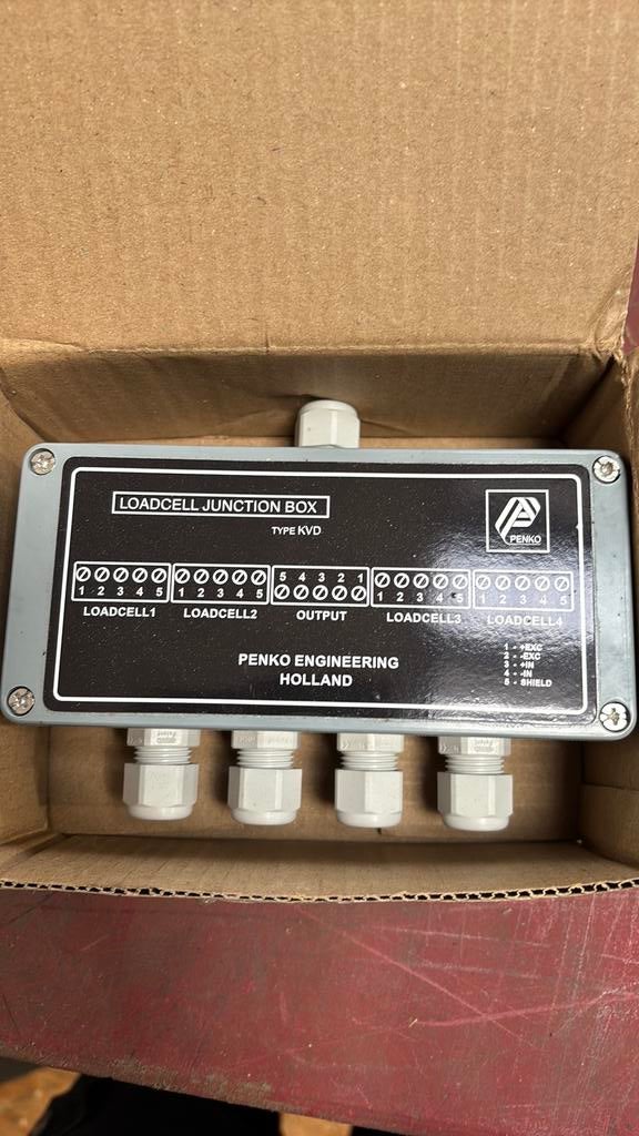 KVD Cable Extension Box – 4 Load Cells, Onbekend, Ophalen of Verzenden, Zo goed als nieuw, Onbekend