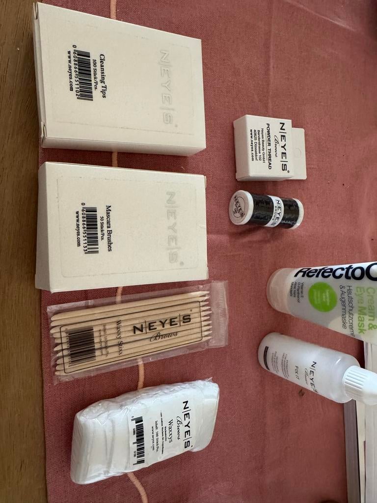 Neyes Brows producten, Nieuw, Ophalen of Verzenden, Toebehoren, Overige kleuren